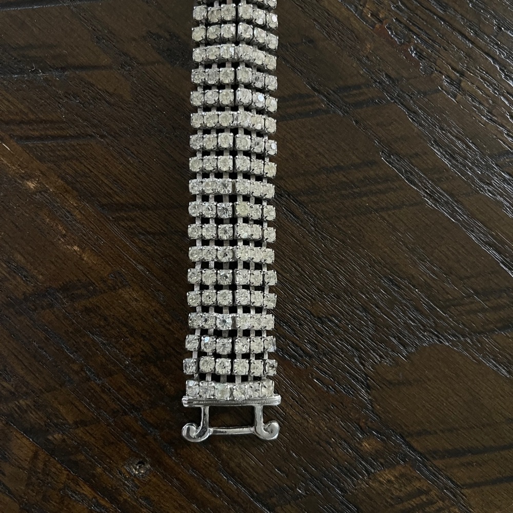 1940 Vintage Rhinestone Bangle - Picture 3 of 6